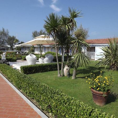 Bed And Breakfast Bagno Venezia Marina Di Carrara Ngoại thất bức ảnh