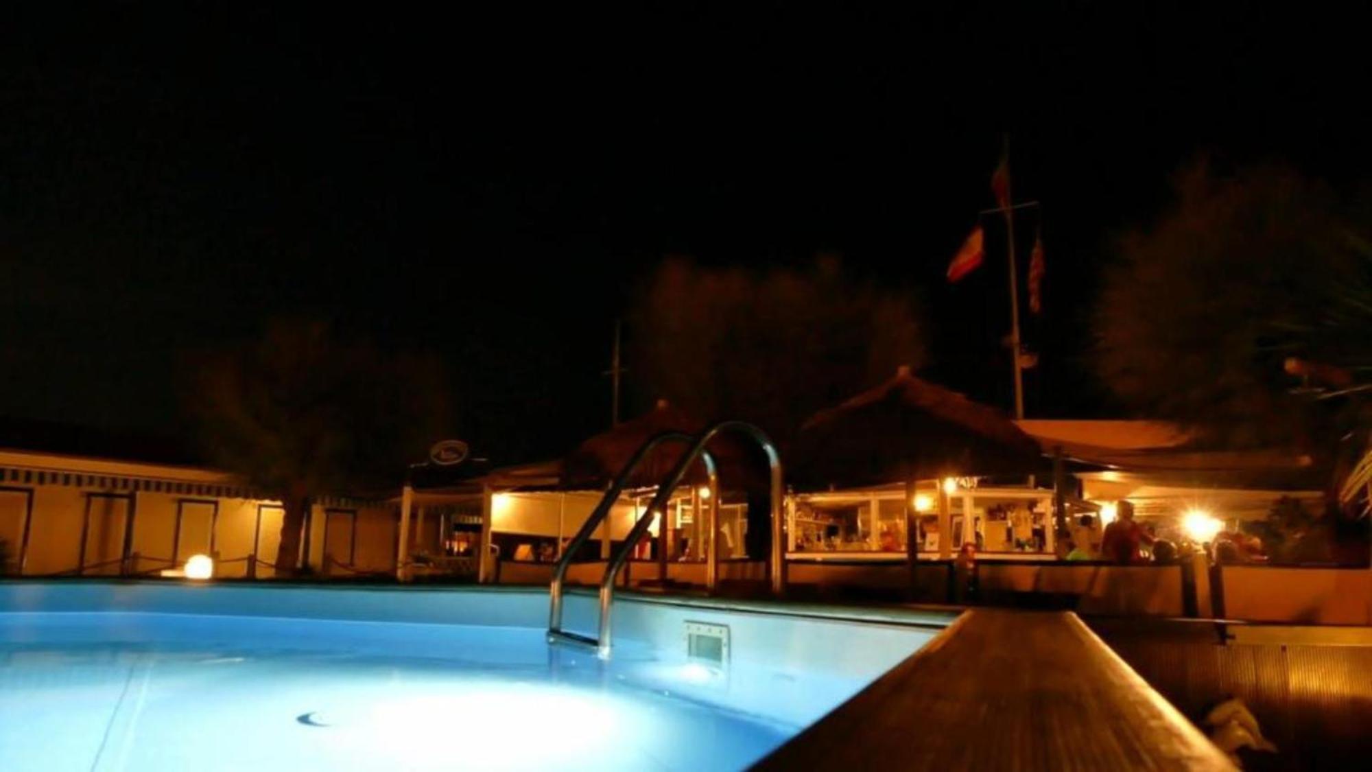 Bed And Breakfast Bagno Venezia Marina Di Carrara Ngoại thất bức ảnh