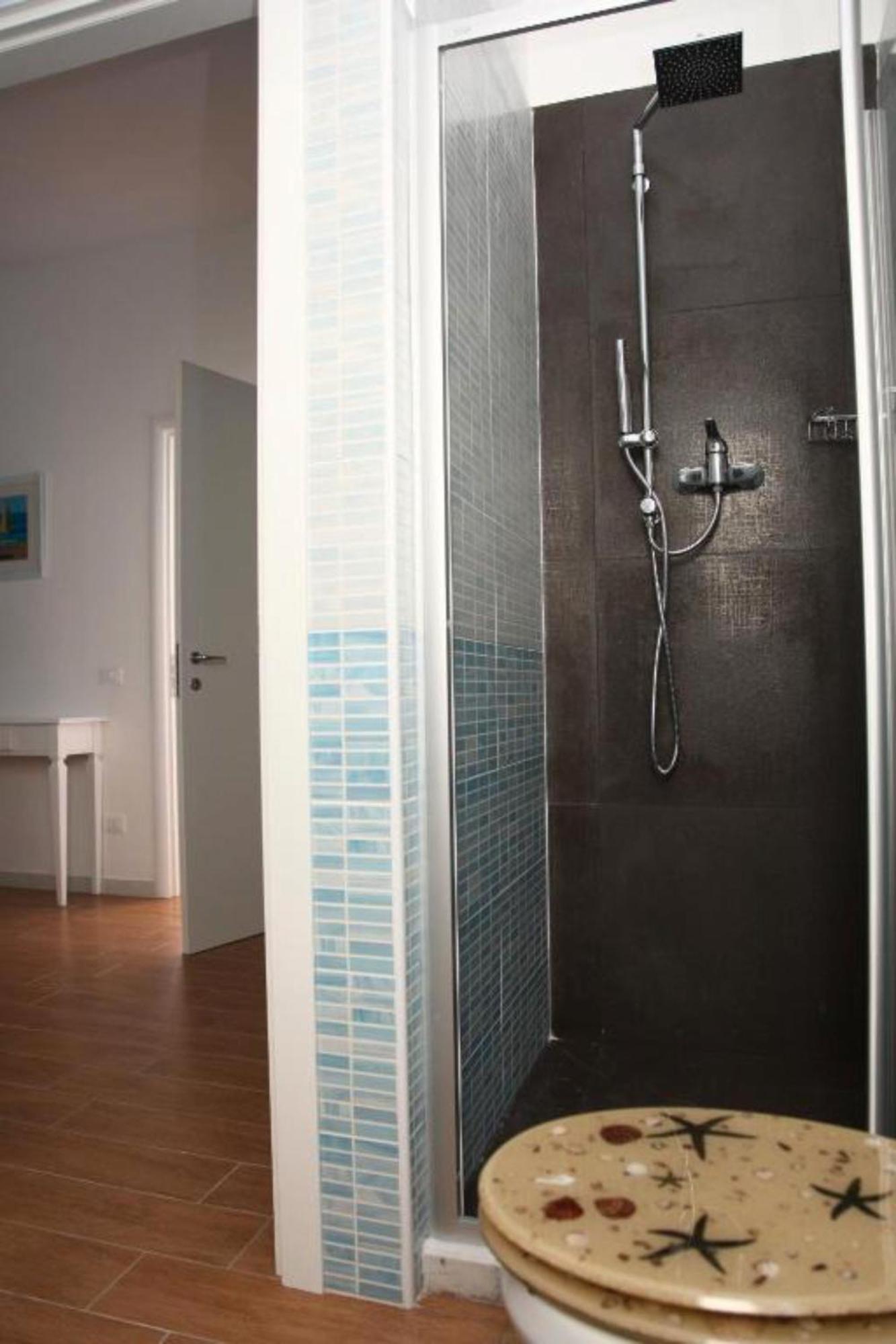 Bed And Breakfast Bagno Venezia Marina Di Carrara Ngoại thất bức ảnh
