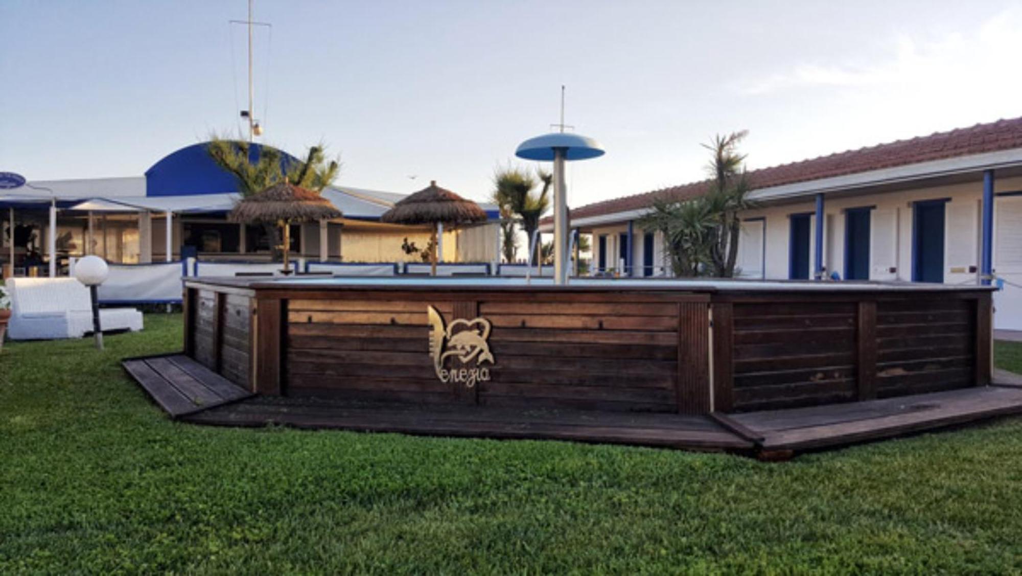 Bed And Breakfast Bagno Venezia Marina Di Carrara Ngoại thất bức ảnh