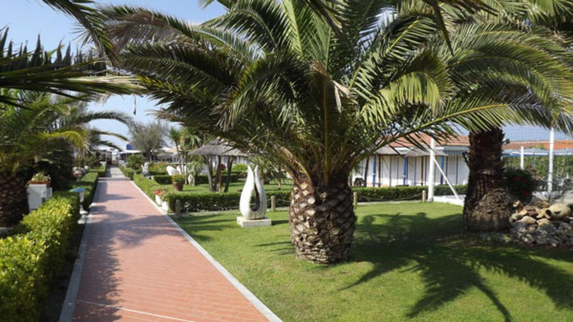 Bed And Breakfast Bagno Venezia Marina Di Carrara Ngoại thất bức ảnh